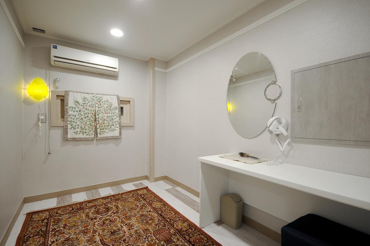 Family Hotel Bnb Busan Exterior foto